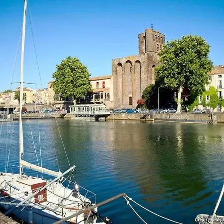 4 Places Vieux Appartamento *