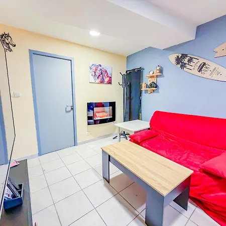 4 Places Vieux Appartamento *